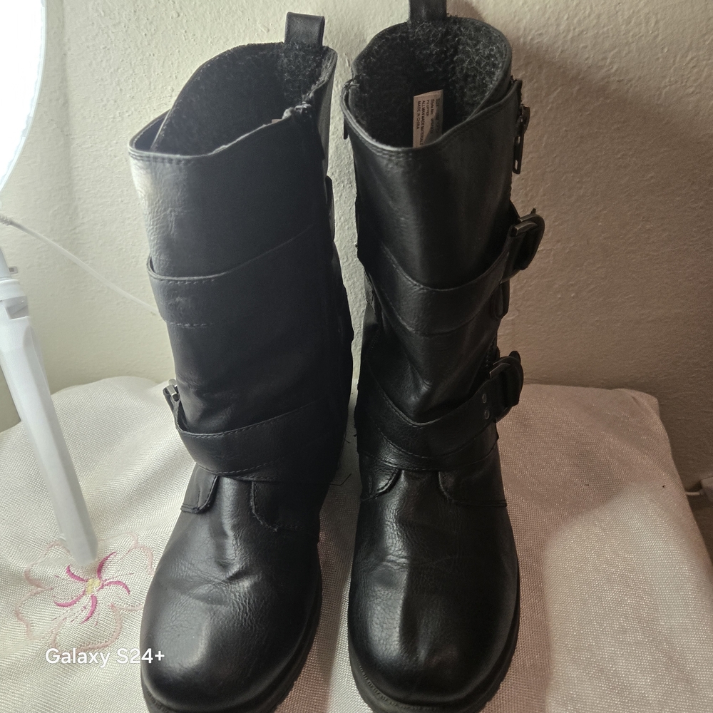 Women's Black Leather Boots